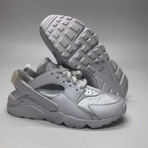 Womens Nike Air Huarache White DH4439-102 USED Mark Inside